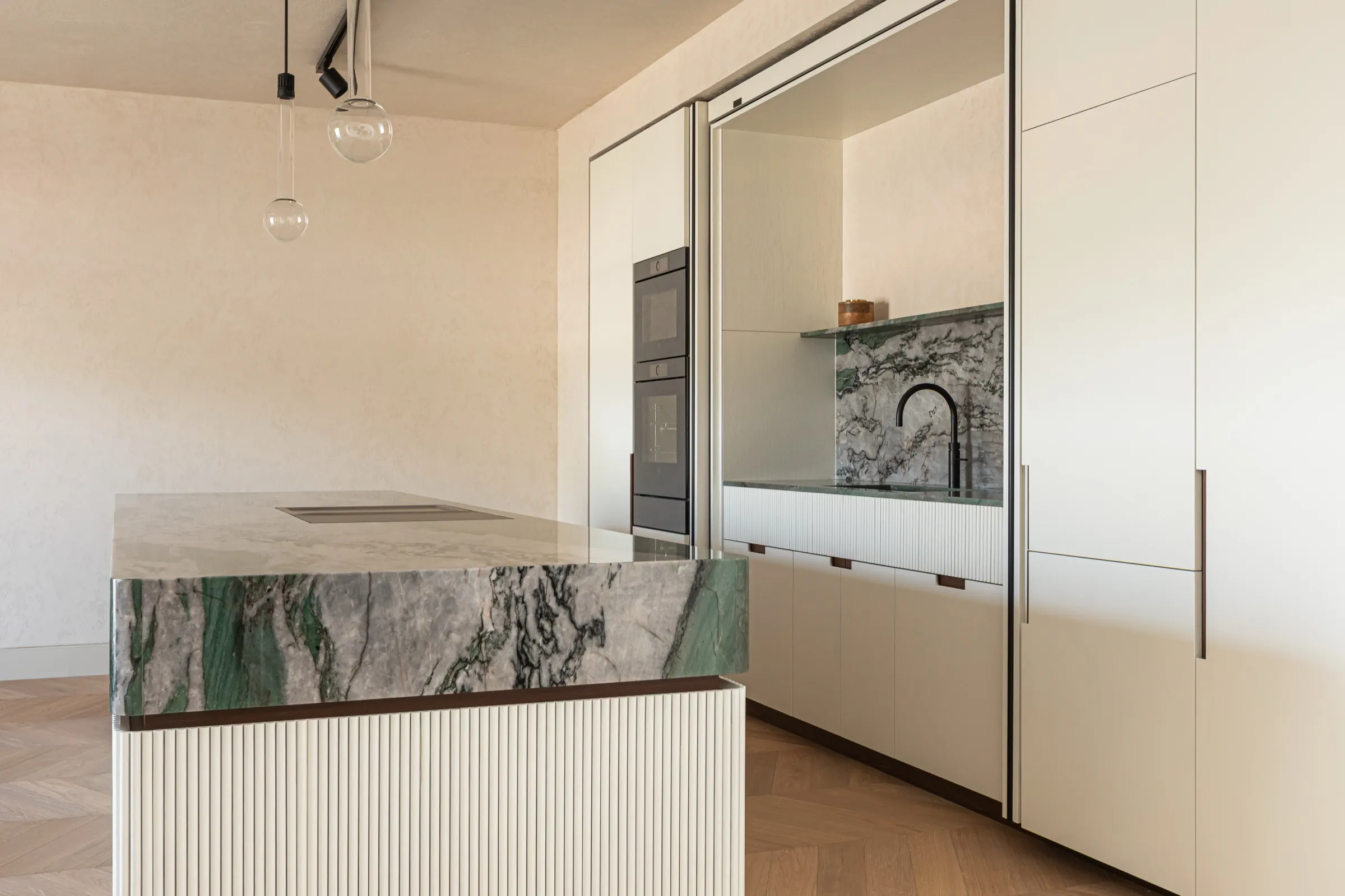Grove — green quartzite and oak, view 9