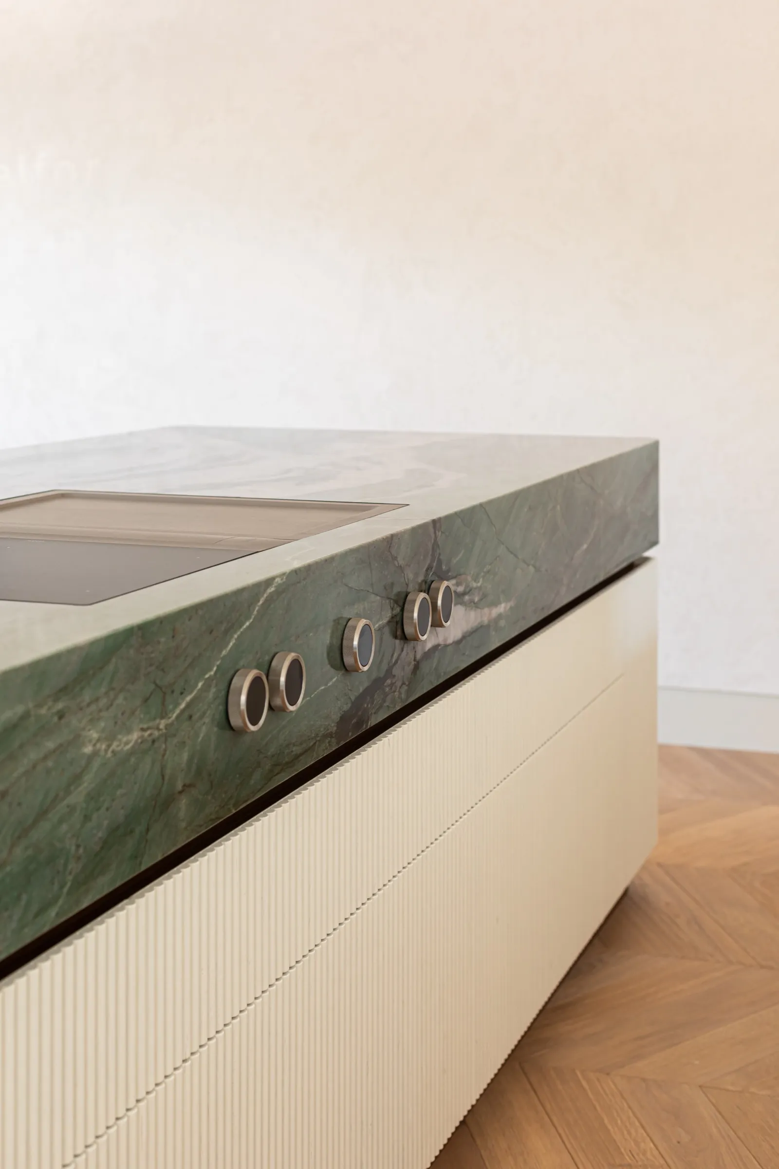 Grove — green quartzite and oak, view 11