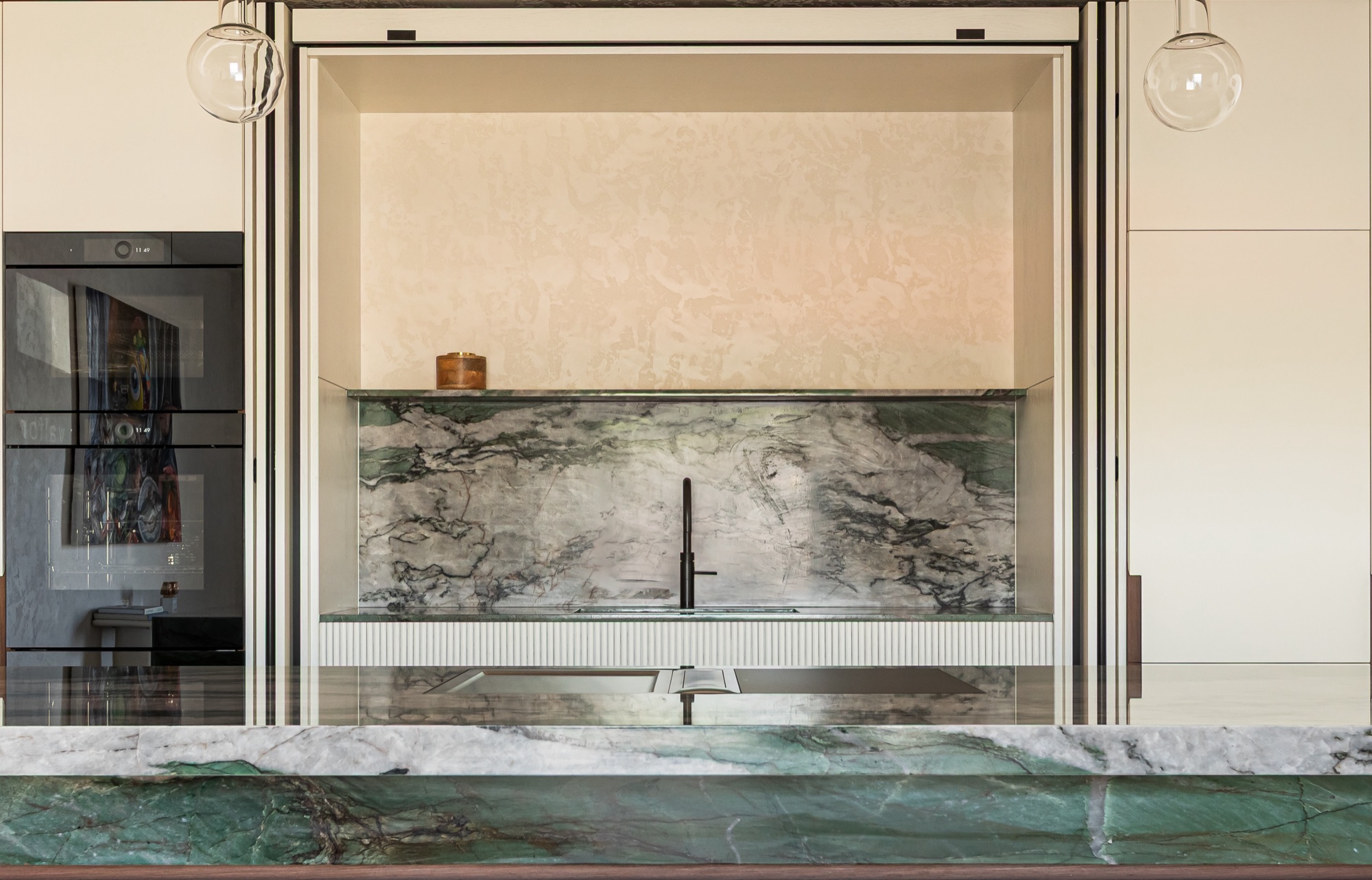 Habitat — architectural kitchen integrated into the home