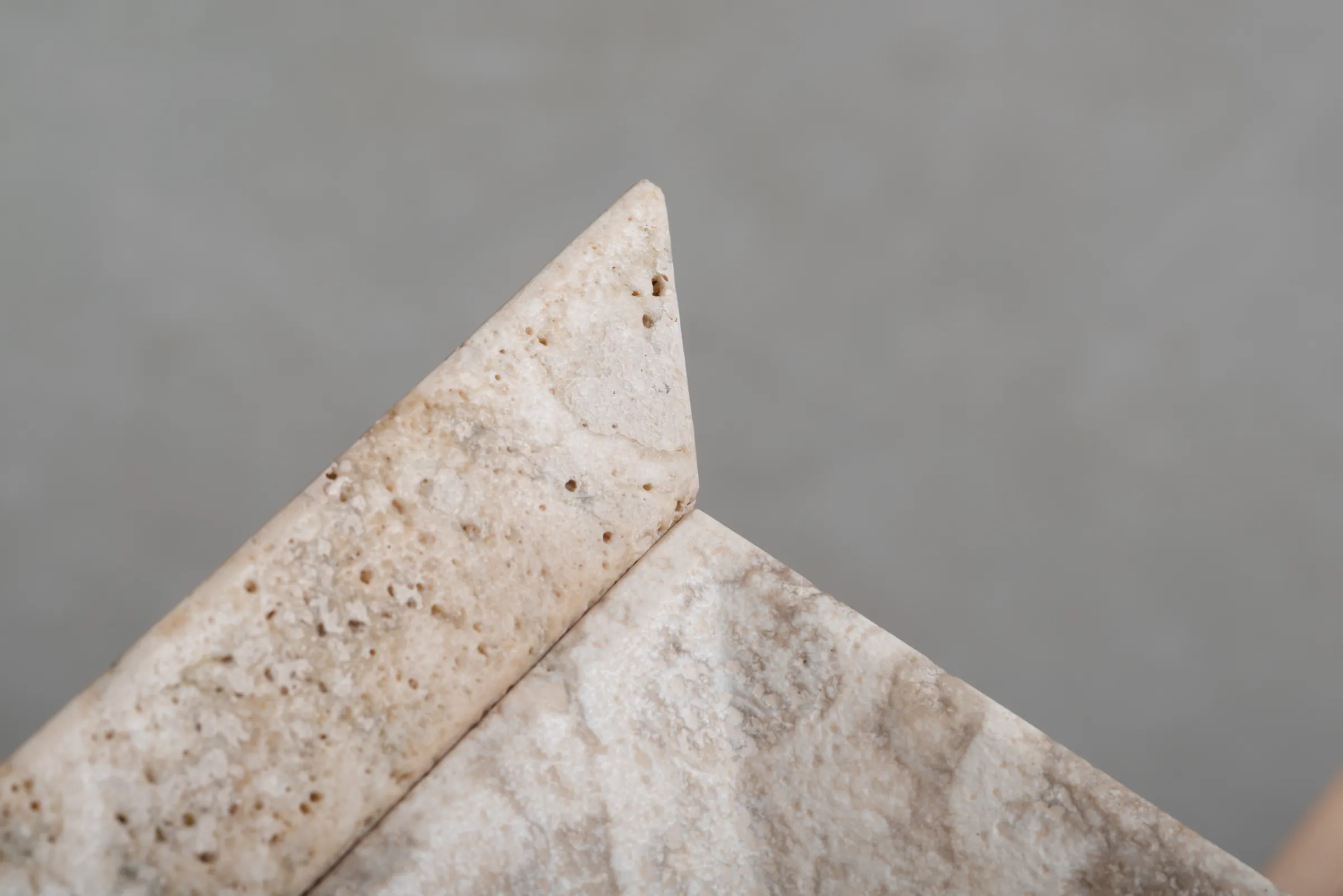 Impluvium — Bianco Rapolano travertine, view 12